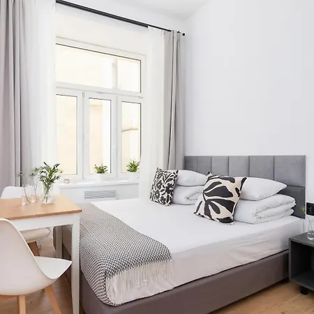 דירה Cozy Beige Nest For 2 - City Center *