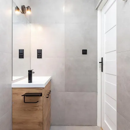 Cozy Beige Nest For 2 - City Center קרקוב